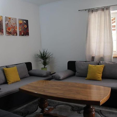 Apartman Lilium Knin Dış mekan fotoğraf