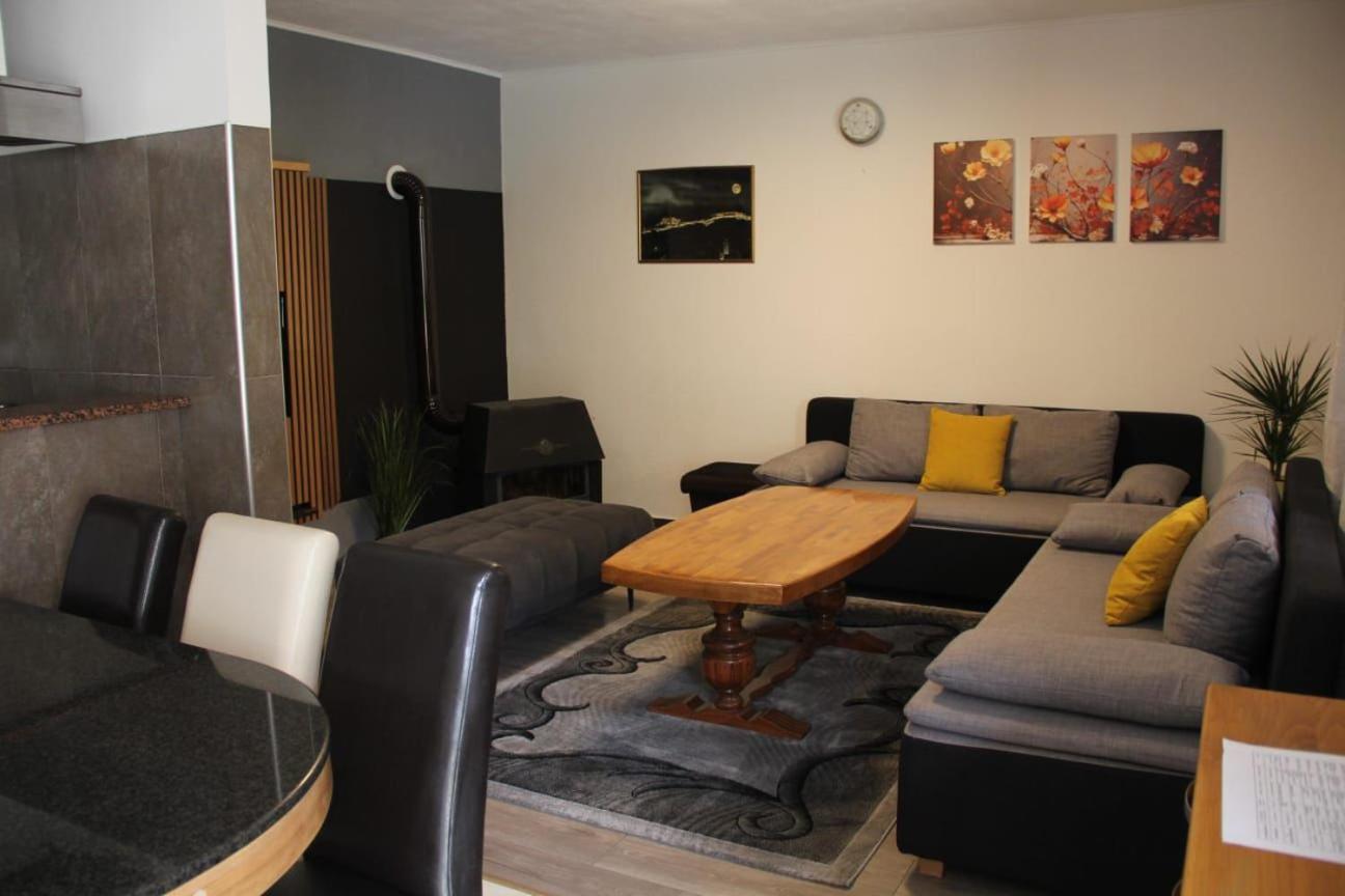 Apartman Lilium Knin Dış mekan fotoğraf